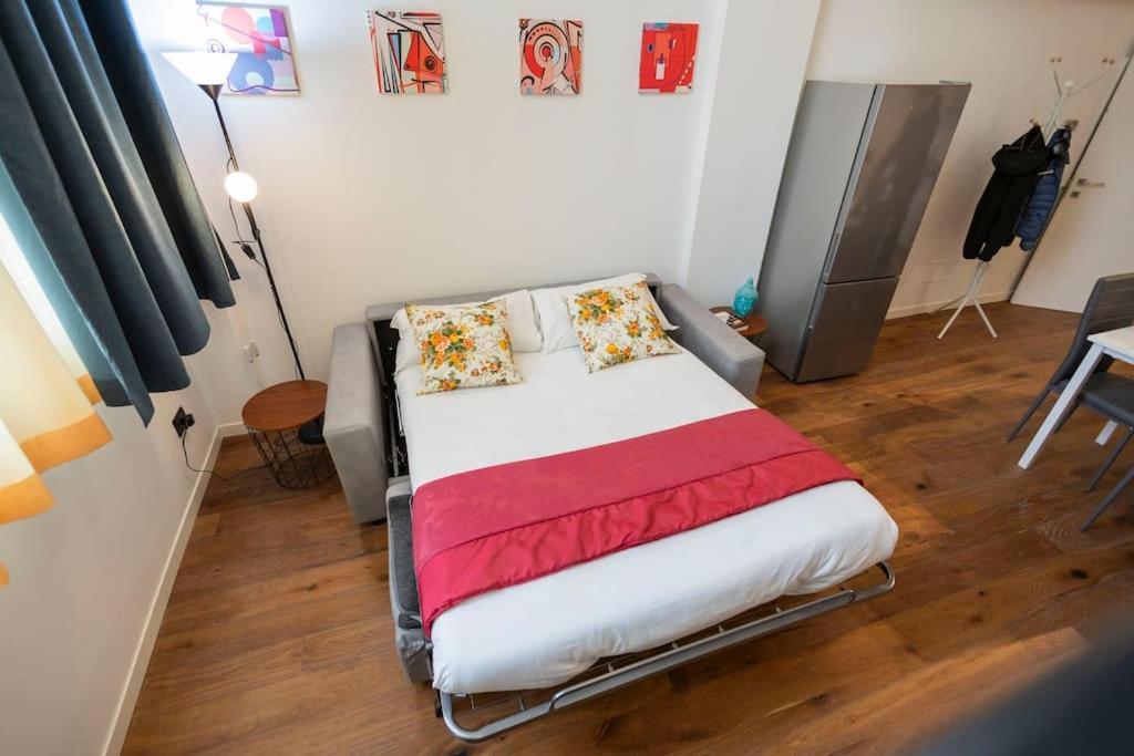Darsena Charming Apartment By 101Flats Milan Exterior photo